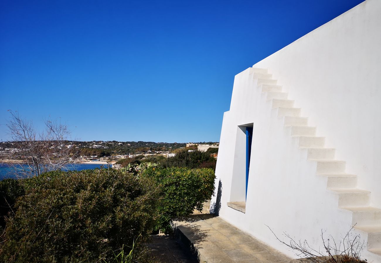 Ferienhaus in Leuca - Einmalige Villa mit direktem Meerzugang