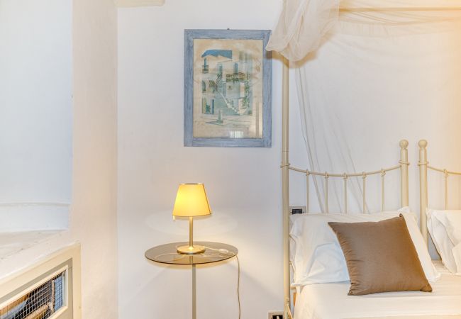 Ferienhaus in Patù - Pool-Haus im Park, 7km von den Sandstränden (C) Ferienhaus in Patù - Pool-Haus im Park, 7km von den Sandstränden (C)