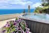 Ferienhaus in Gagliano del Capo - Steinhaus mit Außenwhirlpool über den Klippen (A) Ferienhaus in Gagliano del Capo - Steinhaus mit Außenwhirlpool über den Klippen (A)