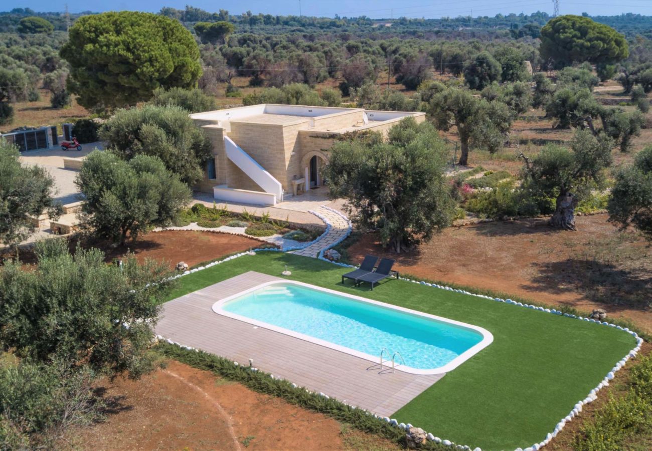 Villa in Patù - Design-Villa mit großem Pool, 2km vom Meer