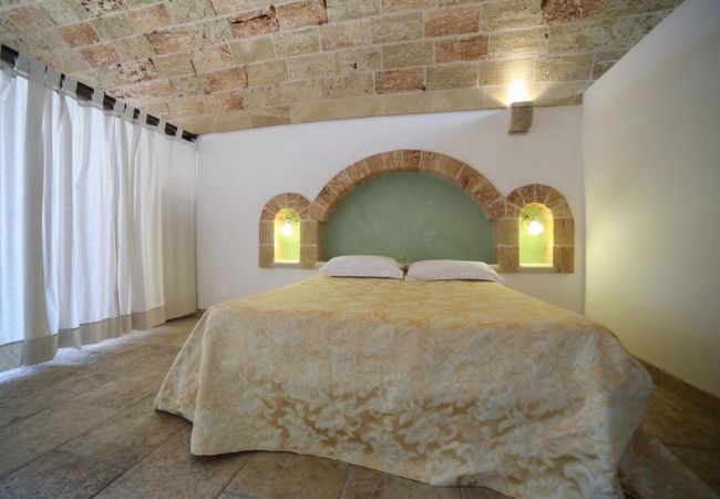 Villa in Torre Vado - 5 Min. zu Fuß zum Meer - großes Haus mit Pool Villa in Torre Vado - 5 Min. zu Fuß zum Meer - großes Haus mit Pool