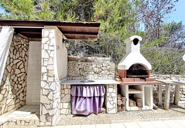 Villa in Marittima - Charmantes Ferienhaus mit Meerzugang & Whirlpool