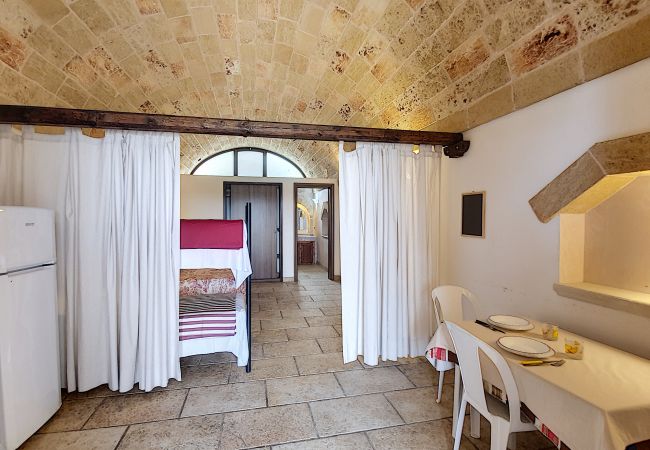 Ferienhaus in Torre Vado - Haus mit 3 Wohnungen & Pool, 250m vom Meer Ferienhaus in Torre Vado - Haus mit 3 Wohnungen & Pool, 250m vom Meer