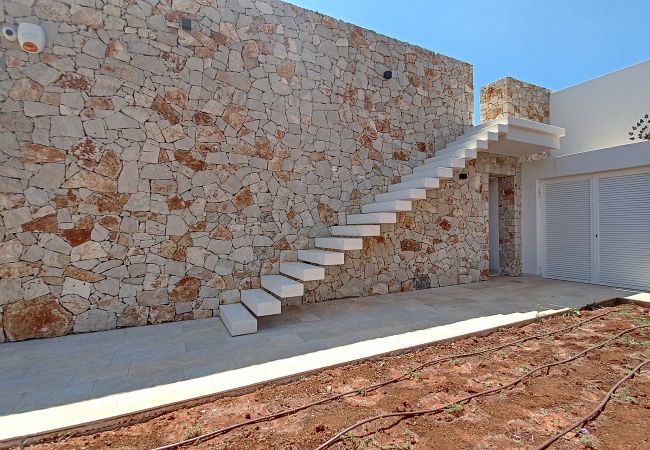 Villa in Leuca - Moderne Traumvilla m. beheiztem Pool, 1km vom Meer Villa in Leuca - Moderne Traumvilla m. beheiztem Pool, 1km vom Meer