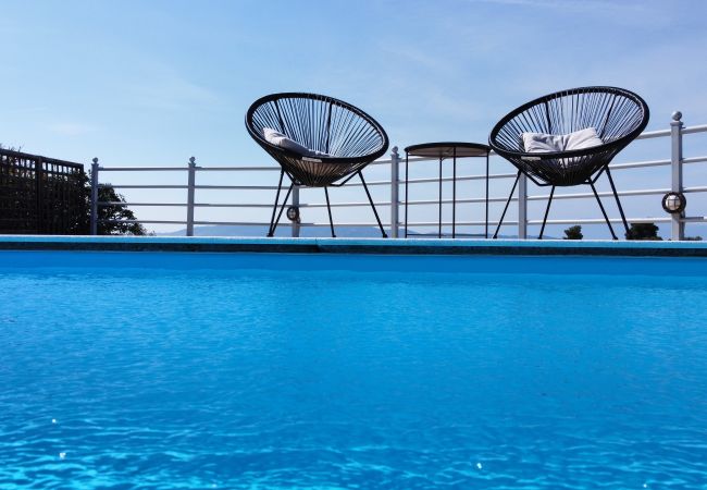 Ferienhaus in Porto Heli - Villa, Pool & Meerblick, 4 Minuten zum Strand