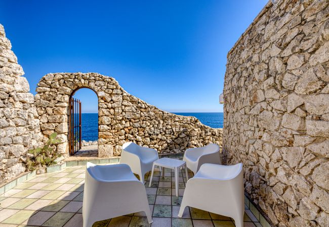 Trullo in Gagliano del Capo - Romantisches Steinhäuschen m. Whirlpool&Meerzugang Trullo in Gagliano del Capo - Romantisches Steinhäuschen m. Whirlpool&Meerzugang