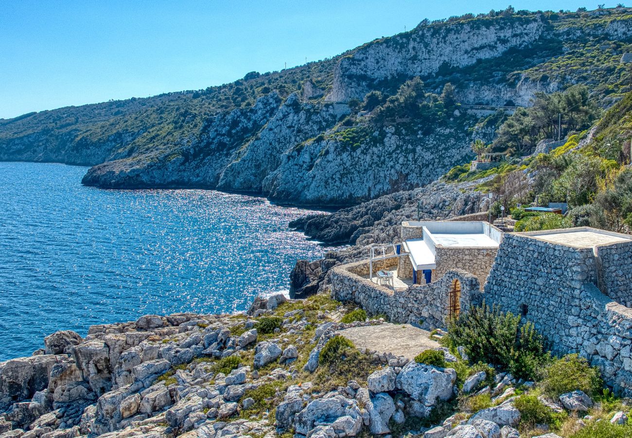 Trullo in Gagliano del Capo - Romantisches Steinhäuschen m. Whirlpool&Meerzugang