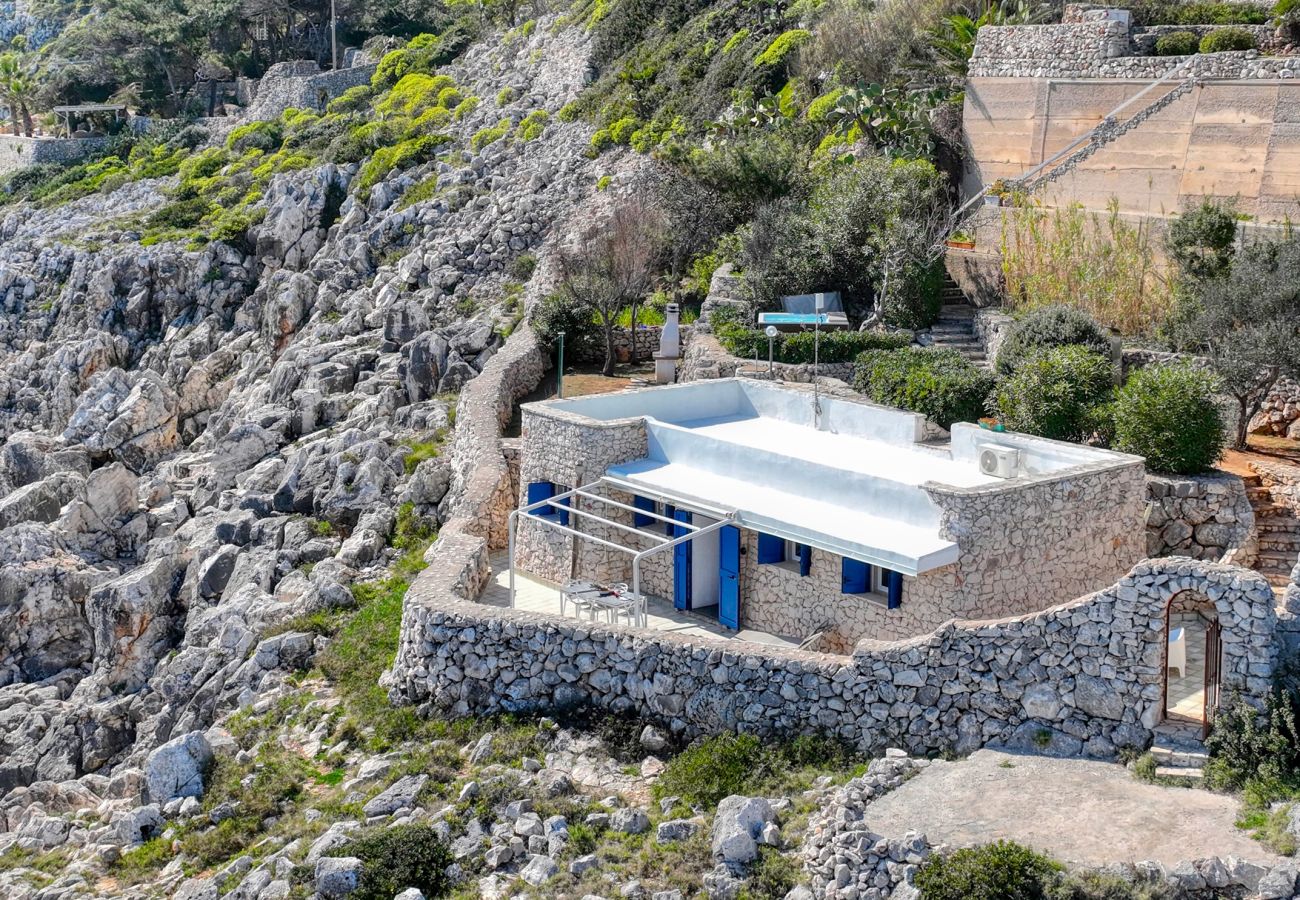 Trullo in Gagliano del Capo - Romantisches Steinhäuschen m. Whirlpool&Meerzugang