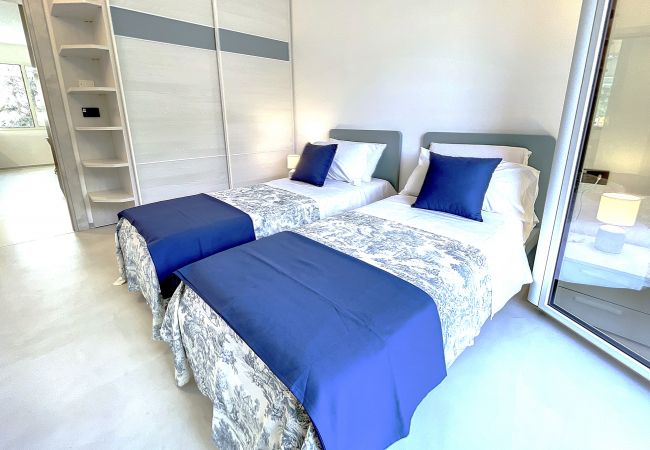 Villa in Marina di Felloniche - 5*-Villa in Traumlage am Strand mit Pool+Whirlpool Villa in Marina di Felloniche - 5*-Villa in Traumlage am Strand mit Pool+Whirlpool