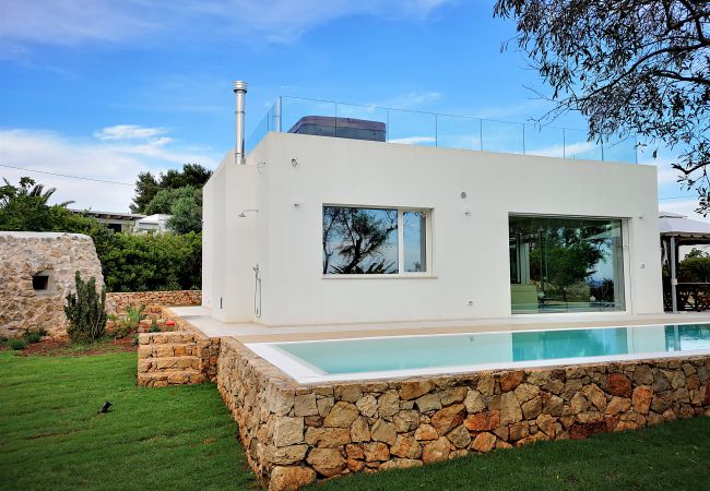 Villa in Marina di Felloniche - 5*-Villa in Traumlage am Strand mit Pool+Whirlpool Villa in Marina di Felloniche - 5*-Villa in Traumlage am Strand mit Pool+Whirlpool
