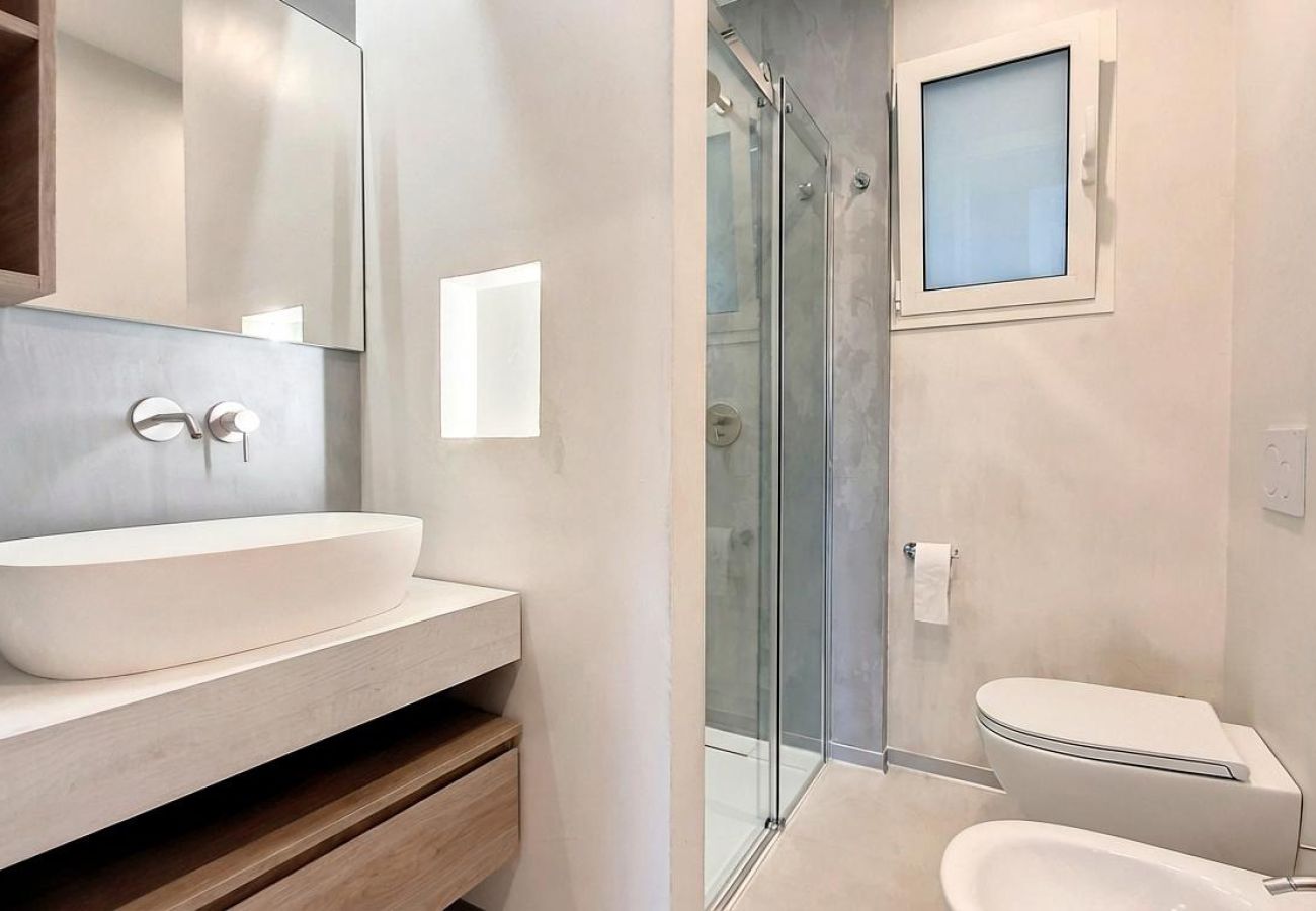 Villa in Marina di Felloniche - 5*-Villa in Traumlage am Strand mit Pool+Whirlpool