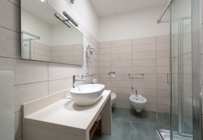 Villa in Torre Pali - Panorama-Villa mit schönem Pool in Strandnähe Villa in Torre Pali - Panorama-Villa mit schönem Pool in Strandnähe