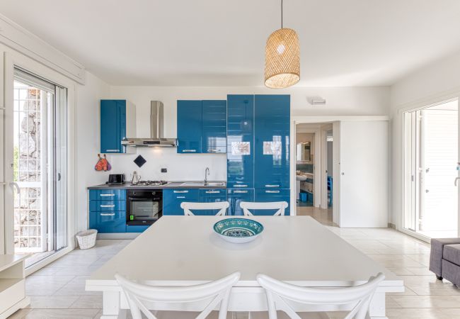 Villa in Pescoluse - Moderne Steinvilla mit Pool und Meerblick Villa in Pescoluse - Moderne Steinvilla mit Pool und Meerblick