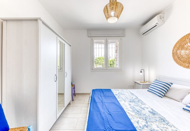 Villa in Pescoluse - Moderne Steinvilla mit Pool und Meerblick Villa in Pescoluse - Moderne Steinvilla mit Pool und Meerblick