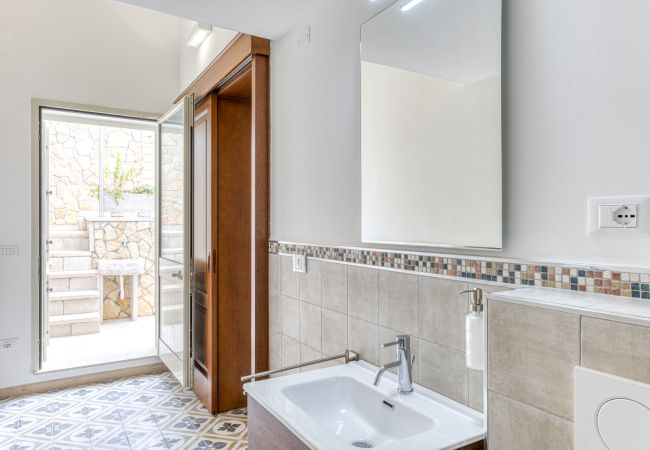 Villa in Castro - Hübsches Altstadthaus mit Pool, 200m vom Meer Villa in Castro - Hübsches Altstadthaus mit Pool, 200m vom Meer