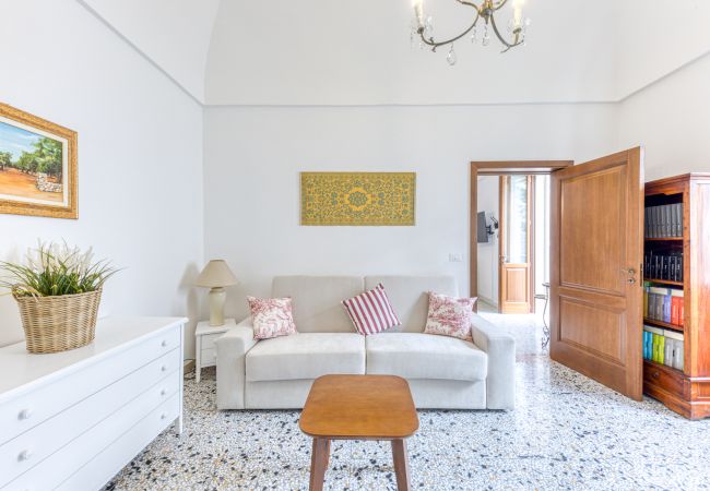 Villa in Castro - Hübsches Altstadthaus mit Pool, 200m vom Meer Villa in Castro - Hübsches Altstadthaus mit Pool, 200m vom Meer