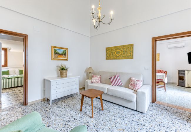 Villa in Castro - Hübsches Altstadthaus mit Pool, 200m vom Meer Villa in Castro - Hübsches Altstadthaus mit Pool, 200m vom Meer