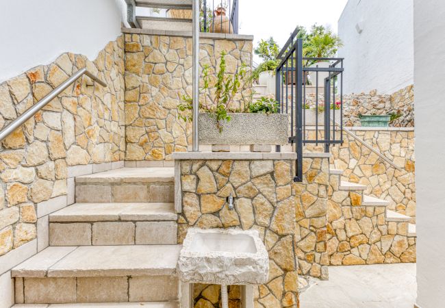 Villa in Castro - Hübsches Altstadthaus mit Pool, 200m vom Meer Villa in Castro - Hübsches Altstadthaus mit Pool, 200m vom Meer