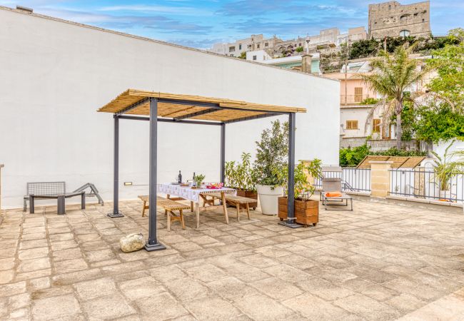 Villa in Castro - Hübsches Altstadthaus mit Pool, 200m vom Meer Villa in Castro - Hübsches Altstadthaus mit Pool, 200m vom Meer