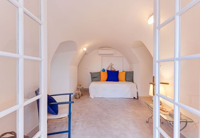 Ferienhaus in Gagliano del Capo - Villa mit beheiztem Außenpool und 180°-Meerblick Ferienhaus in Gagliano del Capo - Villa mit beheiztem Außenpool und 180°-Meerblick