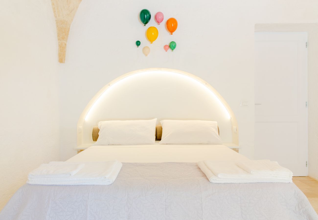 Villa in Torre Vado - Moderne Highend-Villa mit Pool 2km from Meer