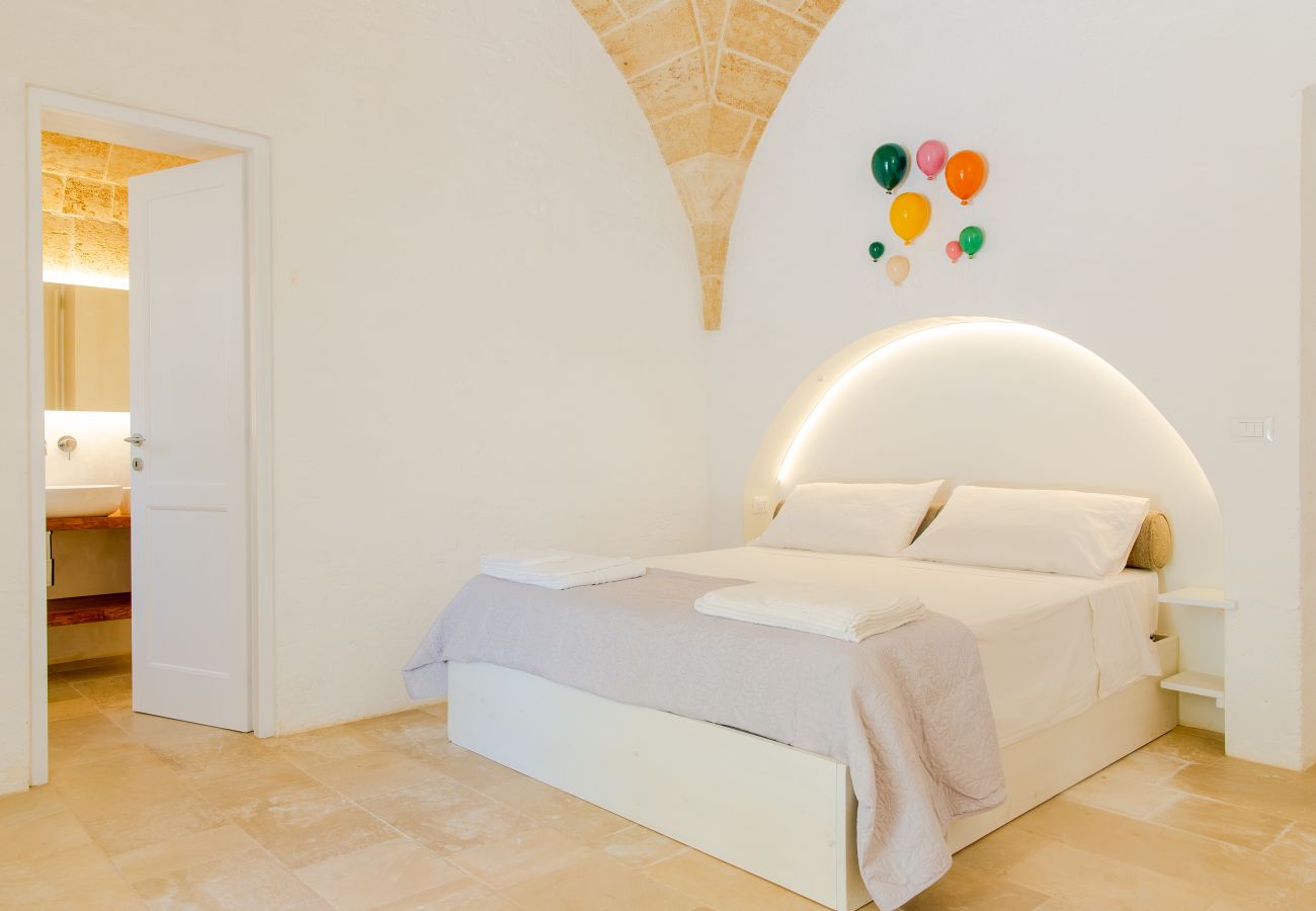 Villa in Torre Vado - Moderne Highend-Villa mit Pool 2km from Meer