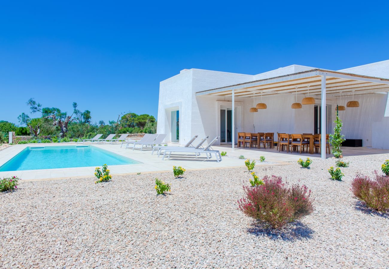 Villa in Torre Vado - Moderne Highend-Villa mit Pool 2km from Meer