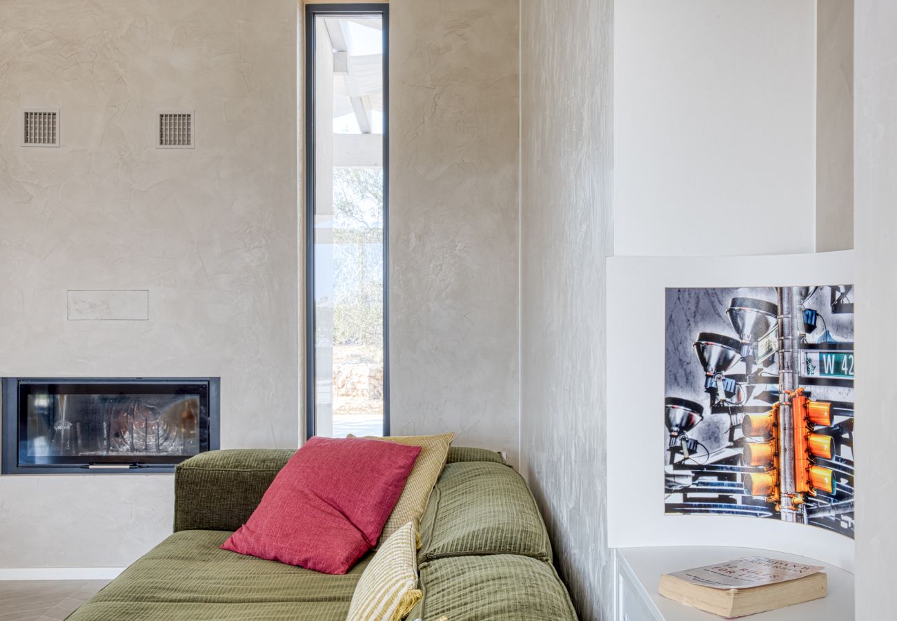 Villa in Leuca - Moderne Supervilla auf 3 Ebenen, Pool u. Meerblick