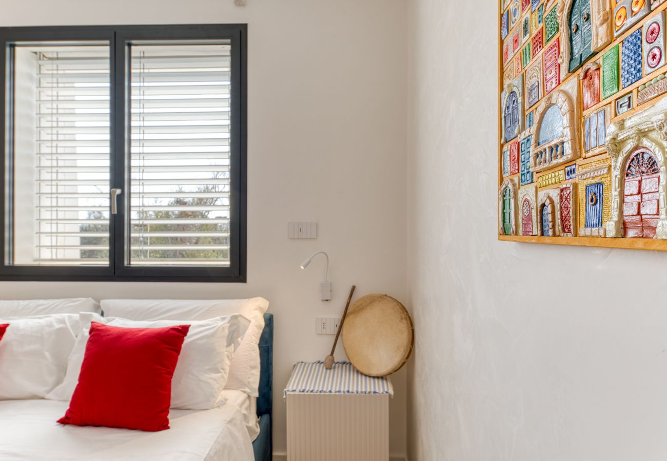 Villa in Leuca - Moderne Supervilla auf 3 Ebenen, Pool u. Meerblick