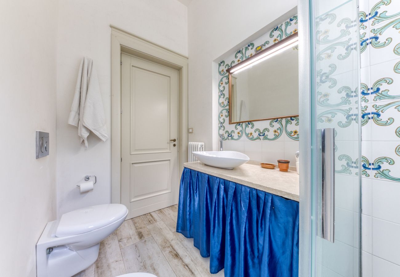 Villa in Castro - Geräumige Pool-Villa mit privat. Park 2km vom Meer