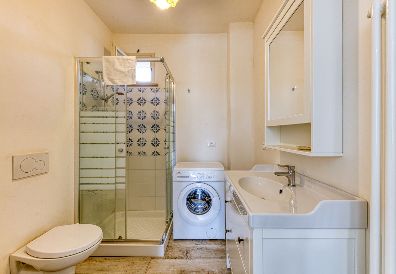 Villa in Castro - Geräumige Pool-Villa mit privat. Park 2km vom Meer