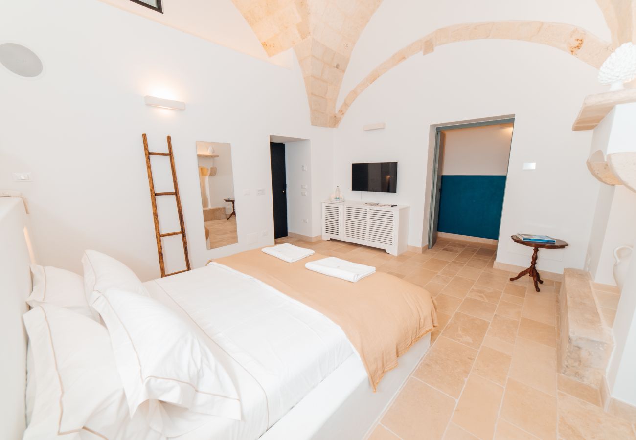 Villa in San Cassiano - Stilvolles Anwesen mit Pool im alten Städtchen