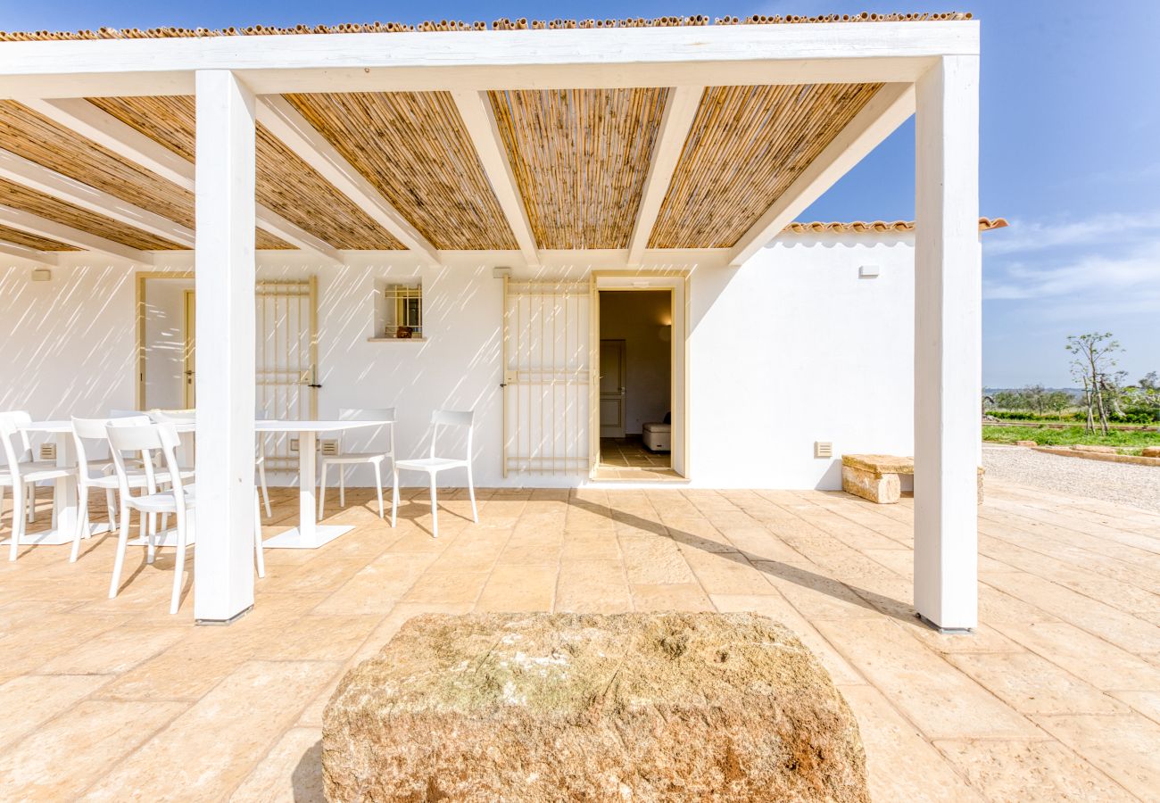 Villa in Ugento - Wunderschöne Designvilla mit Pool und Garten