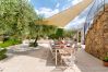 Villa in Torre San Giovanni - Fantastische Strandvilla mit Pool und Garten