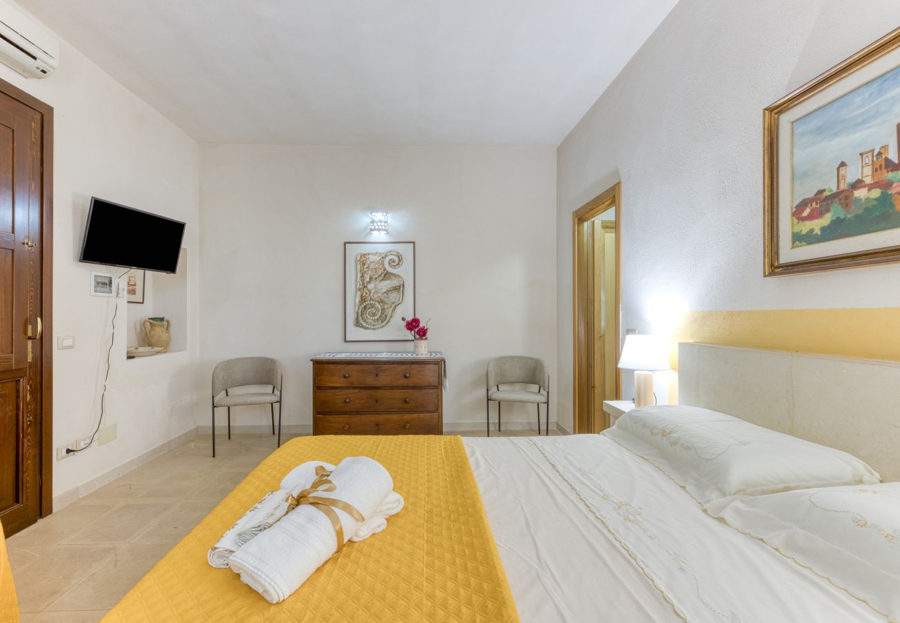 Villa in Casarano - Gesamtes Landanwesen mit Pool - alleinige Nutzung