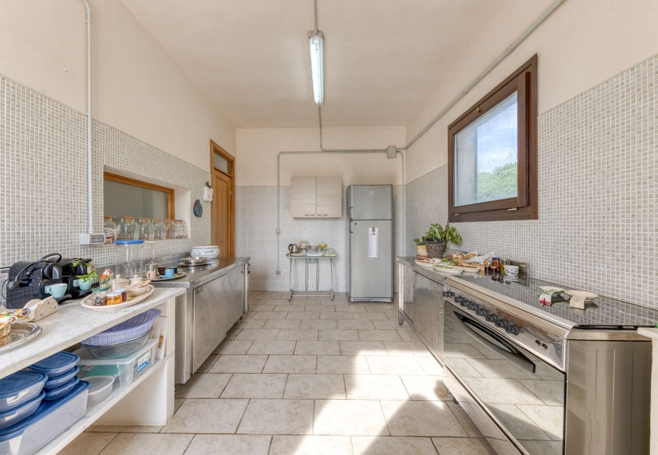 Villa in Casarano - Gesamtes Landanwesen mit Pool - alleinige Nutzung