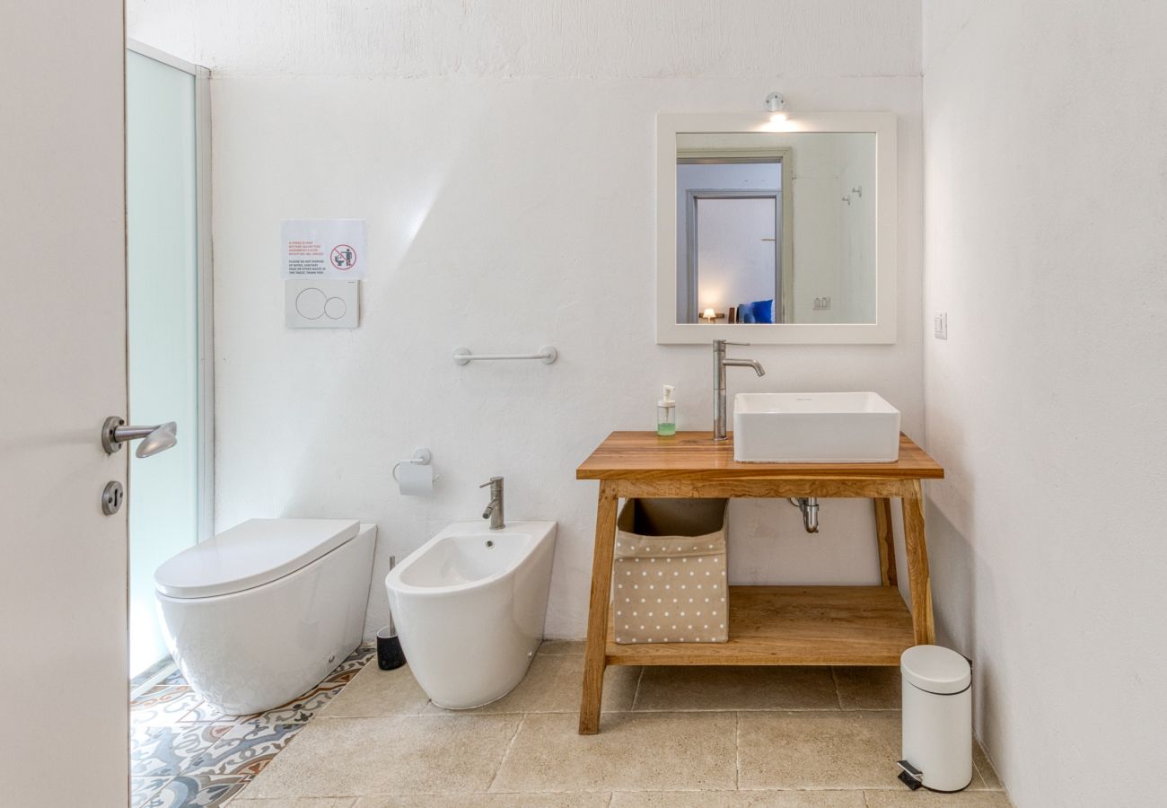 Villa in Castro - Atemberaubende Whirlpool-Villa mit Meerzugang (Haus B)