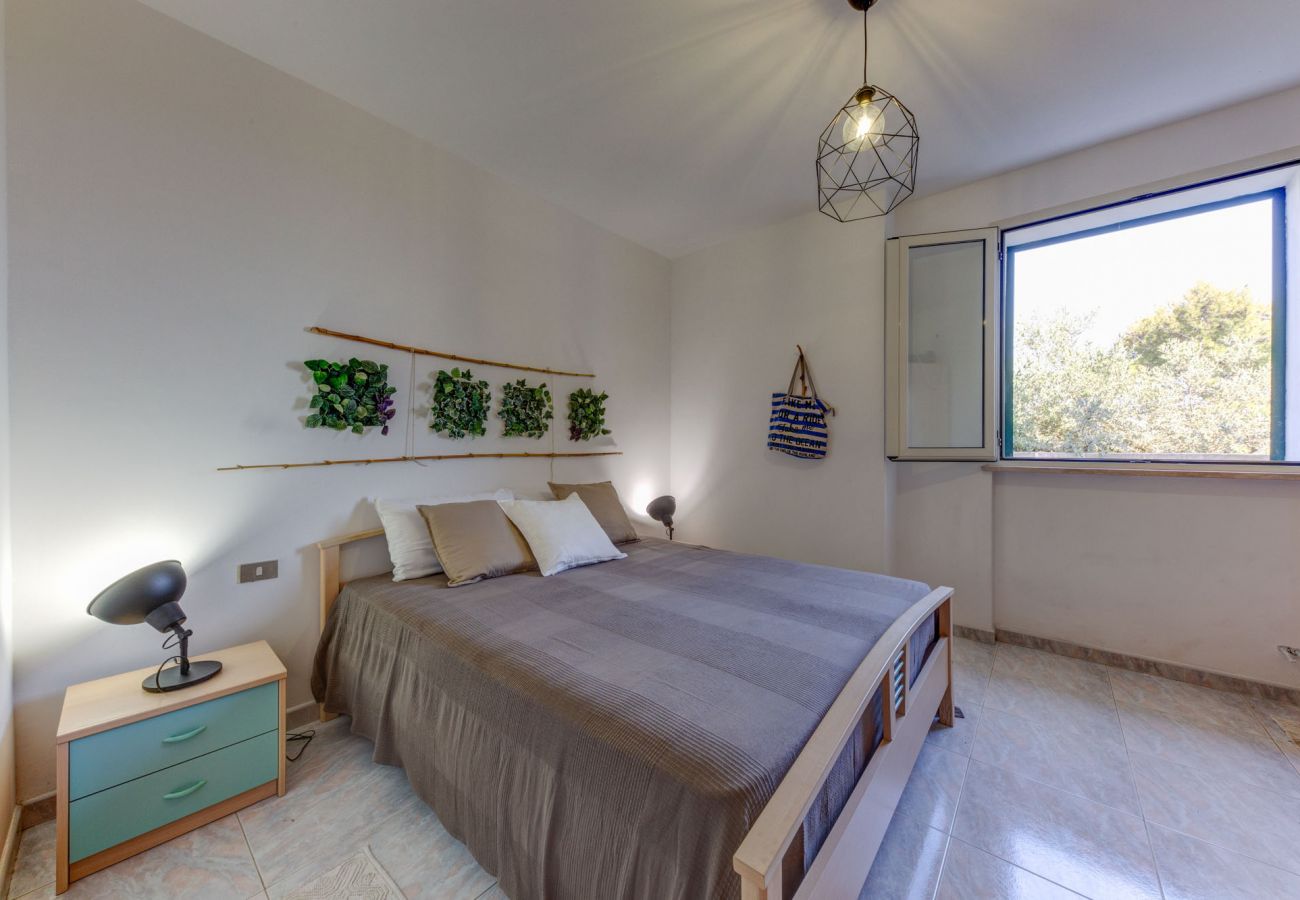 Villa in Andrano - Whole villa with 2 apartments and 180° sea view