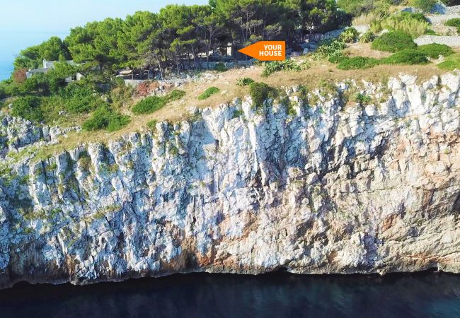 Trullo in Castro - Romantic trullo with sea access and stunning views (house G) Trullo in Castro - Romantic trullo with sea access and stunning views (house G)