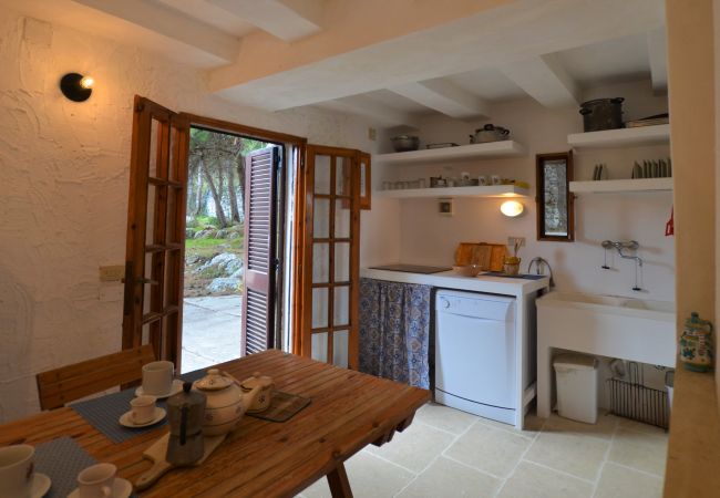 Trullo in Castro - Romantic trullo with sea access and stunning views (house G) Trullo in Castro - Romantic trullo with sea access and stunning views (house G)