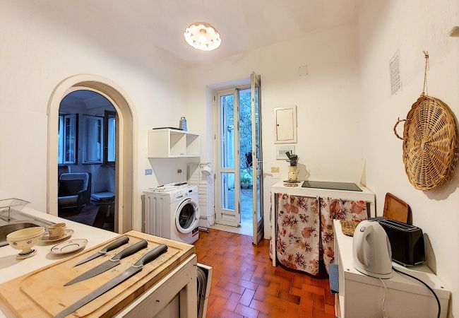 House in Castro - Large villa with sea access (house D) House in Castro - Large villa with sea access (house D)