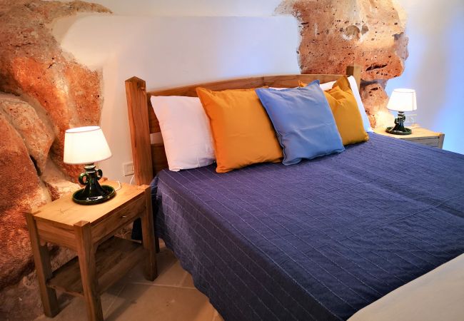 House in Castro - Large villa with sea access (house D) House in Castro - Large villa with sea access (house D)