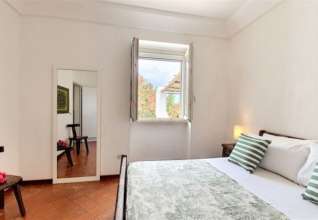 Villa in Castro - Breathtaking whirlpool villa&office w/ sea access Villa in Castro - Breathtaking whirlpool villa&office w/ sea access