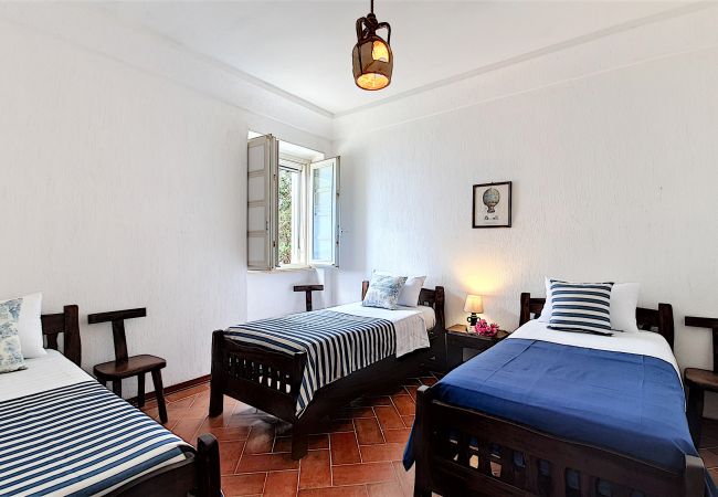 Villa in Castro - Breathtaking whirlpool villa&office w/ sea access Villa in Castro - Breathtaking whirlpool villa&office w/ sea access