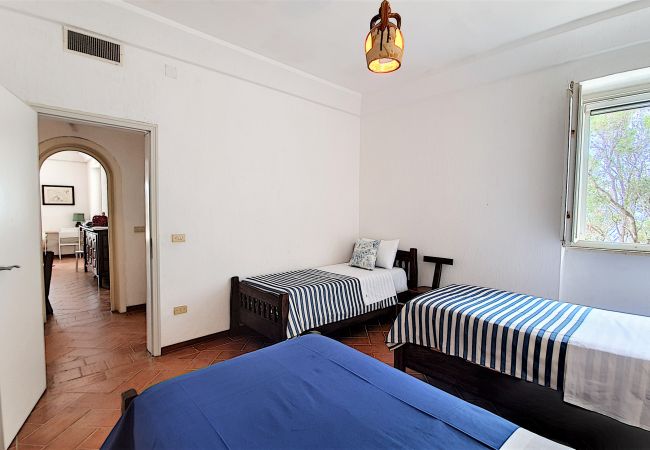 Villa in Castro - Breathtaking whirlpool villa&office w/ sea access Villa in Castro - Breathtaking whirlpool villa&office w/ sea access