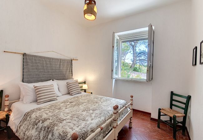 Villa in Castro - Breathtaking whirlpool villa&office w/ sea access Villa in Castro - Breathtaking whirlpool villa&office w/ sea access