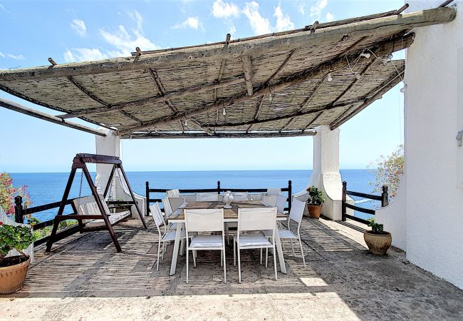 Villa in Castro - Breathtaking whirlpool villa&office w/ sea access Villa in Castro - Breathtaking whirlpool villa&office w/ sea access