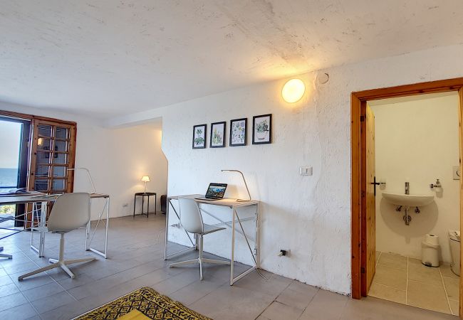 Villa in Castro - Breathtaking whirlpool villa&office w/ sea access Villa in Castro - Breathtaking whirlpool villa&office w/ sea access