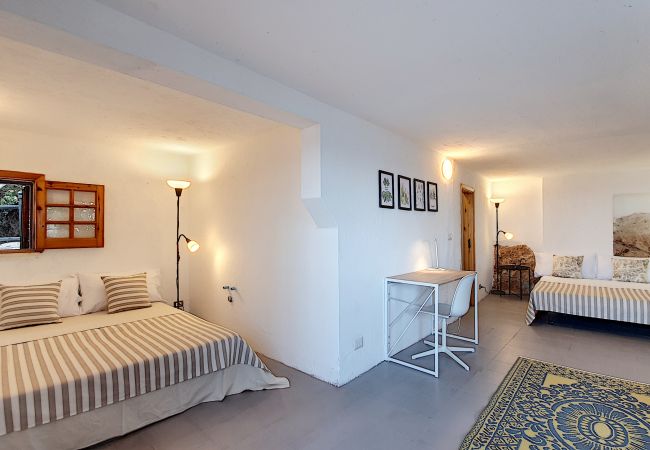 Villa in Castro - Breathtaking whirlpool villa&office w/ sea access Villa in Castro - Breathtaking whirlpool villa&office w/ sea access