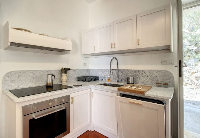 Villa in Castro - Breathtaking whirlpool villa&office w/ sea access Villa in Castro - Breathtaking whirlpool villa&office w/ sea access